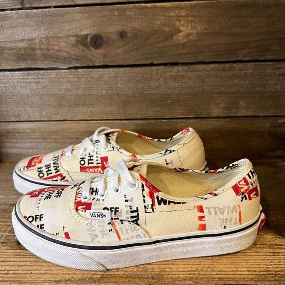 Womens Vans Era Beige‎ Red Off The Wall All Over Print Sneakers Shoes Size 5.5 - Picture 2 of 6
